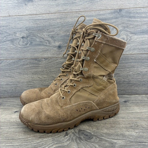Belleville C320 Size 8.5 R US Military Army Combat Boots Mens Vibram Sole Tan - Picture 1 of 10